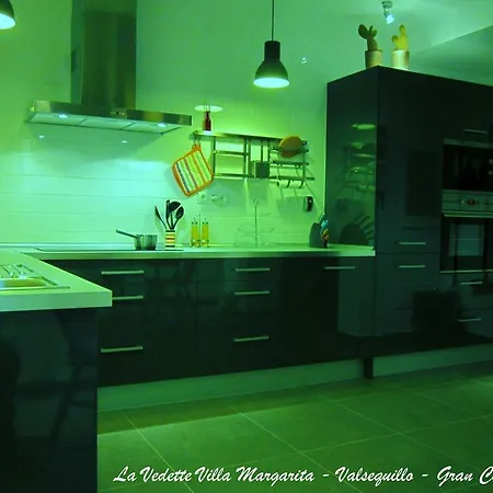 La Vedette Margarita Villa